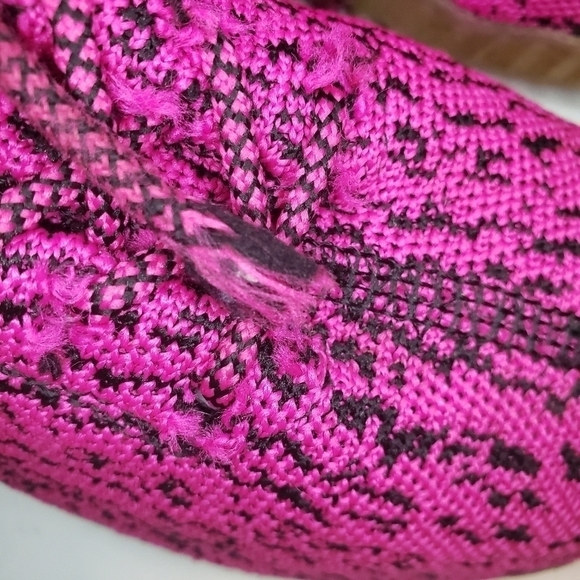 Link Kids Rechargeable Light Up Jogger Sneakers - Picture 10 of 11